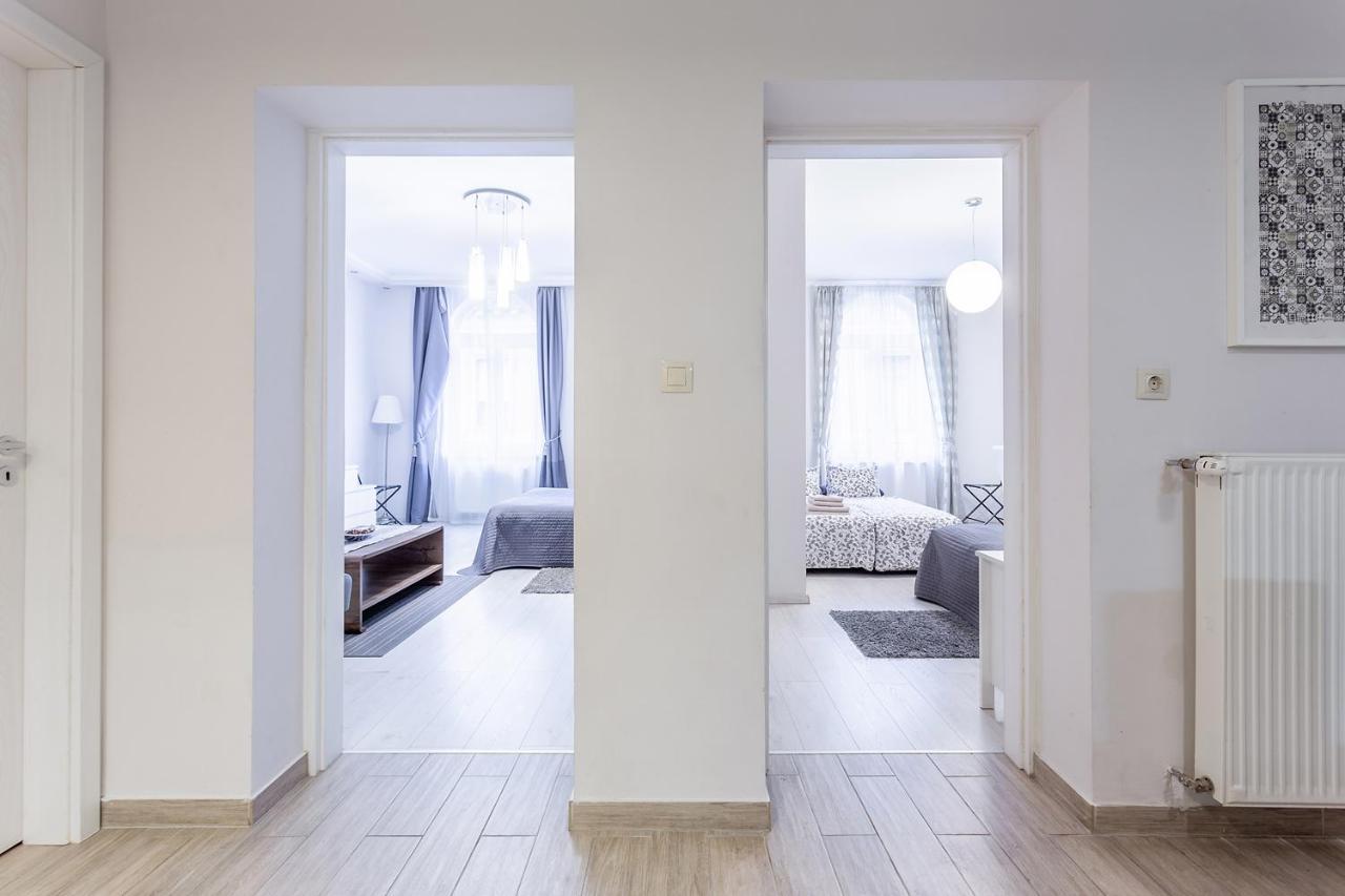 Goldcentral Apartment Grand Boulevard Budapest Bagian luar foto