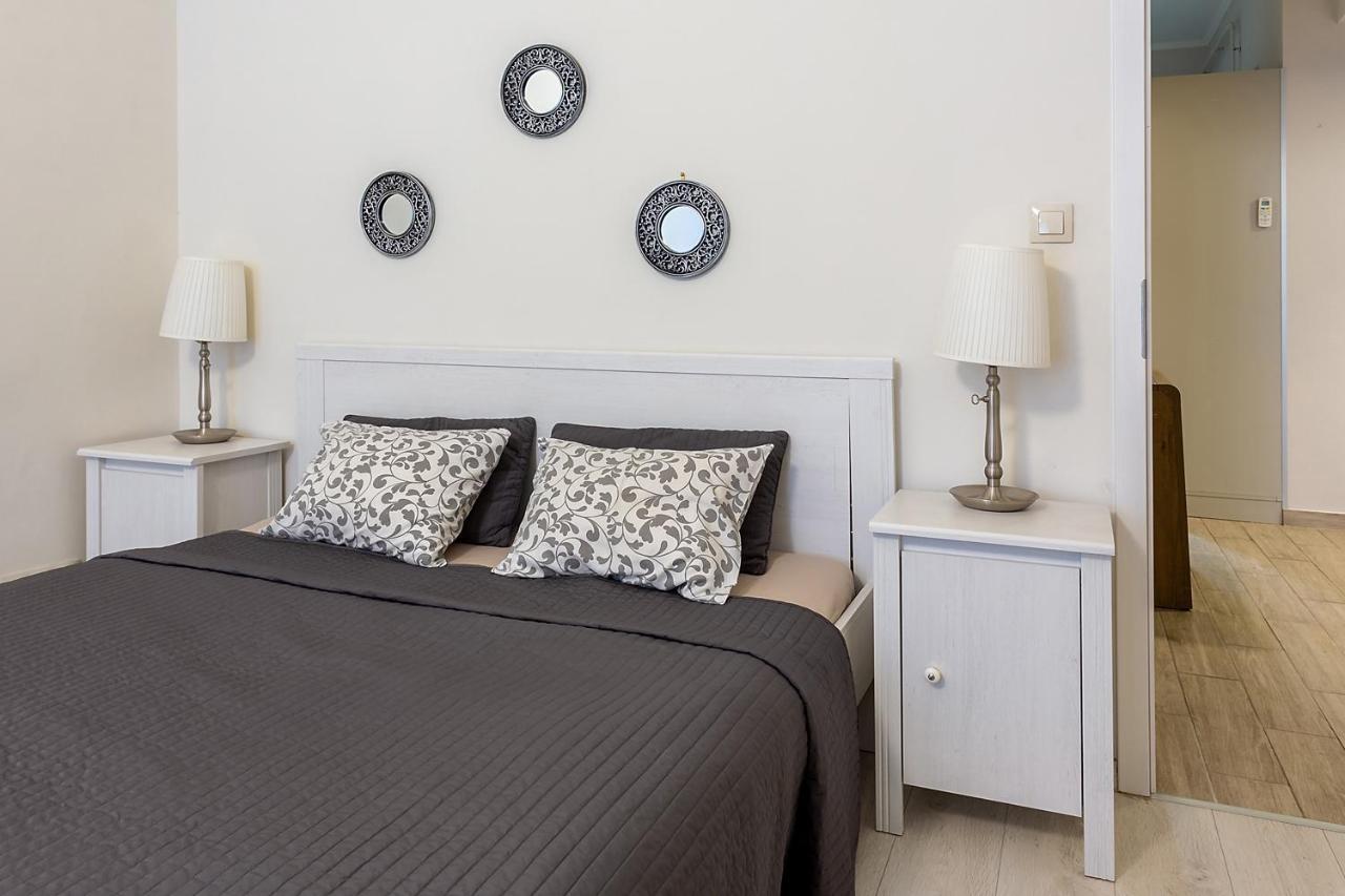 Goldcentral Apartment Grand Boulevard Budapest Bagian luar foto