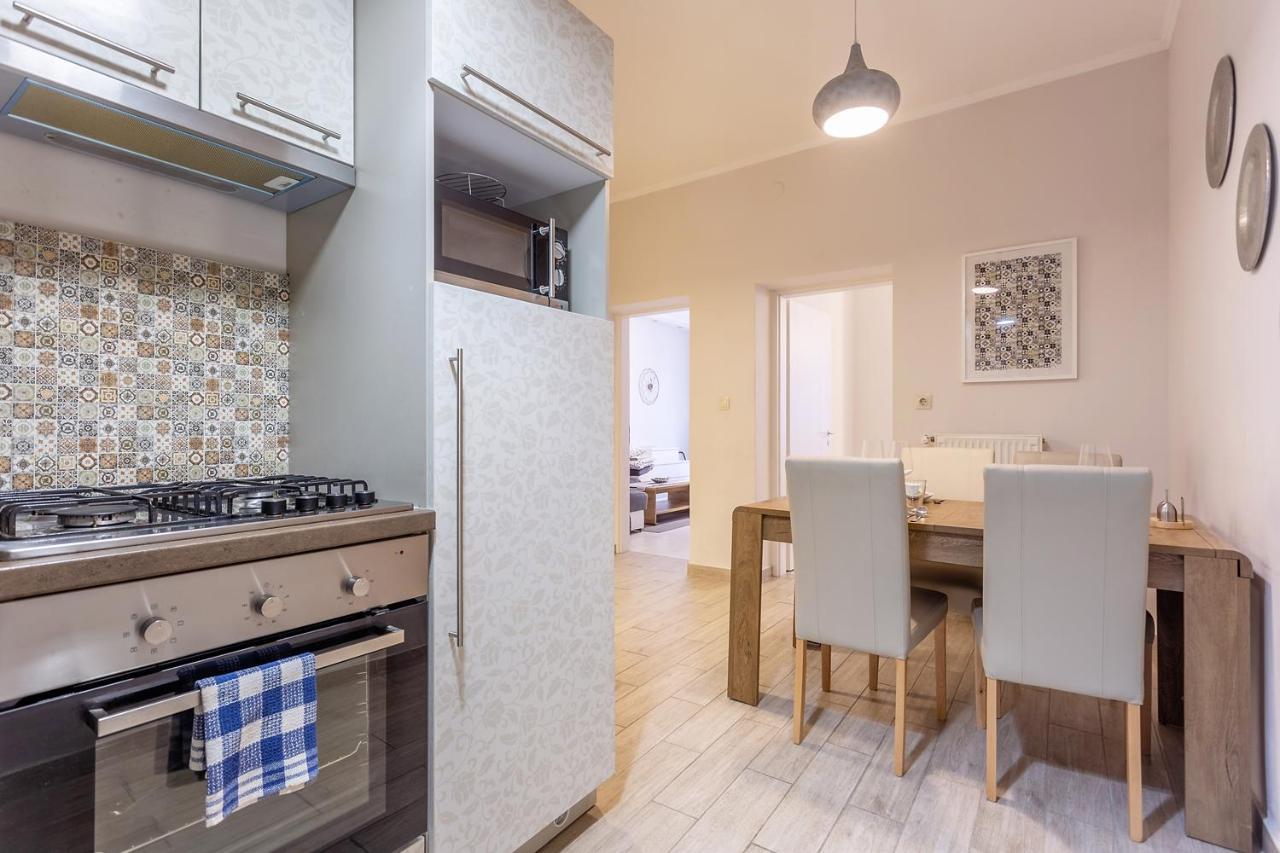 Goldcentral Apartment Grand Boulevard Budapest Bagian luar foto